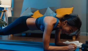 Want to Sleep Longer? Adding Mini-Bursts of Exercise to Your Evening Routine Can Help – New Study